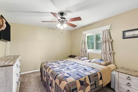 Bedroom - 12933 Gera, Birch Run, MI 48415 photo 2 of 3