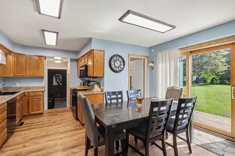 Dining - 12933 Gera, Birch Run, MI 48415 photo 1 of 1