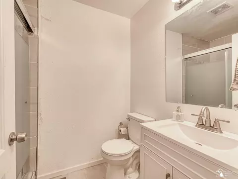Bath - 7299 Rumford, Temperance, MI 48182 photo 1 of 5