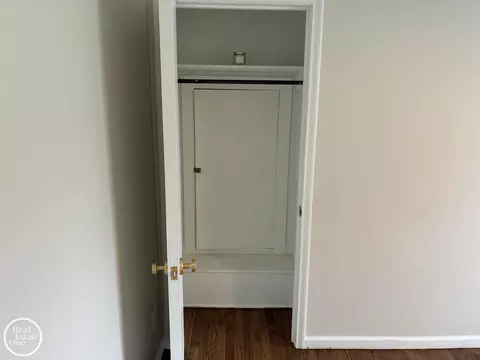 1072 S Brys, Grosse Pointe Woods, MI 48236 photo 15