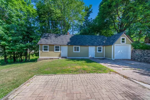 Exterior - 509 E Rdg, Ishpeming, MI 49849 photo 4 of 5