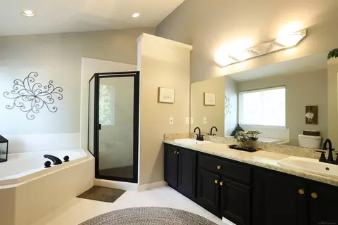 Bath - 48535 Fairmont, Macomb, MI 48044 photo 1 of 6