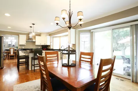 Dining - 48535 Fairmont, Macomb, MI 48044 photo 6 of 6