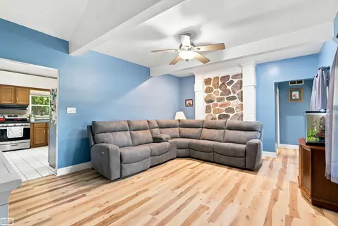 Living - 105 3rd, Yale, MI 48097 photo 1 of 2