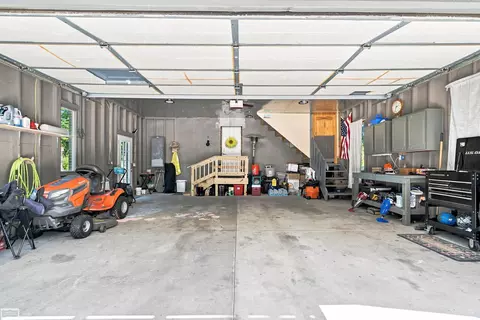 Exterior - 105 3rd, Yale, MI 48097 photo 5 of 11
