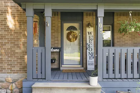 Exterior - 105 3rd, Yale, MI 48097 photo 4 of 11