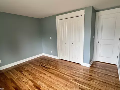 Bedroom - 1173 Highgate, Flint, MI 48507 photo 4 of 8