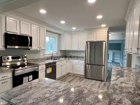 Kitchen - 1173 Highgate, Flint, MI 48507 photo 1 of 4