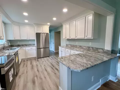 Kitchen - 1173 Highgate, Flint, MI 48507 photo 3 of 4