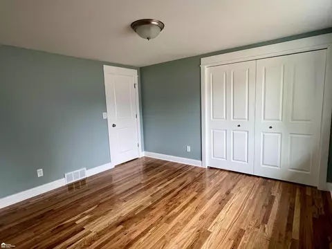 Bedroom - 1173 Highgate, Flint, MI 48507 photo 2 of 8