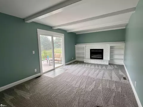 Living - 1173 Highgate, Flint, MI 48507 photo 2 of 2