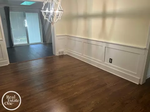 Dining - 463 Bournemouth, Grosse Pointe Farms, MI 48236 photo 1 of 2