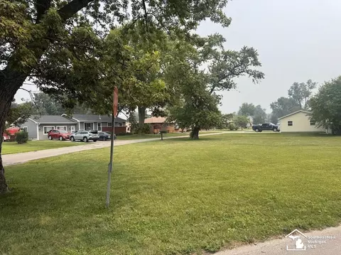 00 Navarre, Monroe Center, MI 48162 photo 2