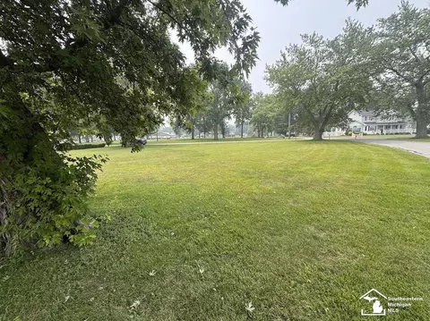 00 Navarre, Monroe Center, MI 48162 photo 4