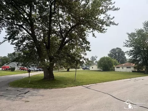 00 Navarre, Monroe Center, MI 48162 photo 5