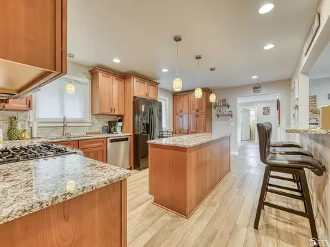 Kitchen - 1021 Hackman, Temperance, MI 48182 photo 5 of 5
