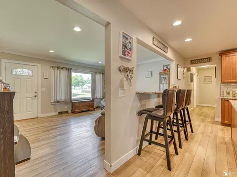 Entry Way - 1021 Hackman, Temperance, MI 48182 photo 1 of 1