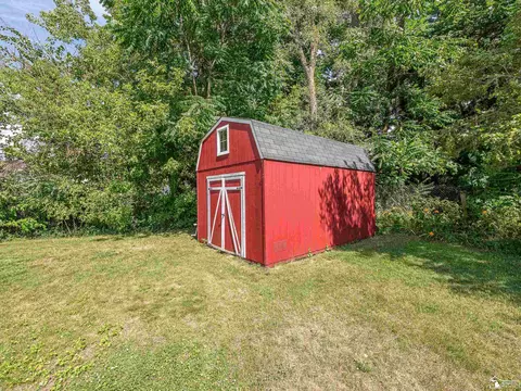 Exterior - 1021 Hackman, Temperance, MI 48182 photo 5 of 9