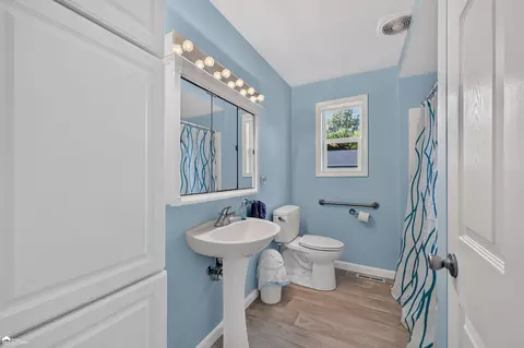 5293 E Cole, Bancroft, MI 48414 photo 30