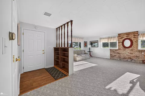5293 E Cole, Bancroft, MI 48414 photo 9