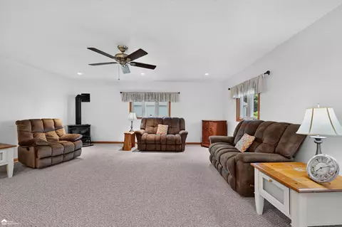 5293 E Cole, Bancroft, MI 48414 photo 15