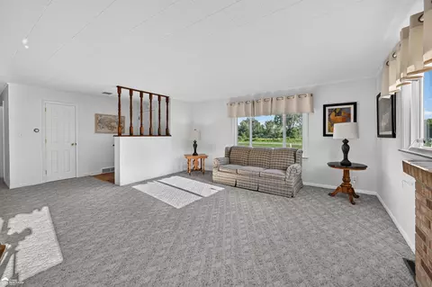 5293 E Cole, Bancroft, MI 48414 photo 7