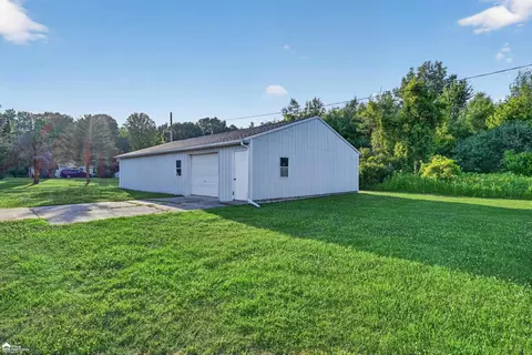 5293 E Cole, Bancroft, MI 48414 photo 48