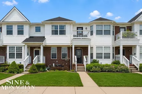 29353 Classic, Chesterfield, MI 48051