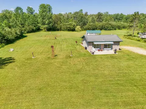 Exterior - 4107 Pine, Gladwin, MI 48624 photo 18 of 20