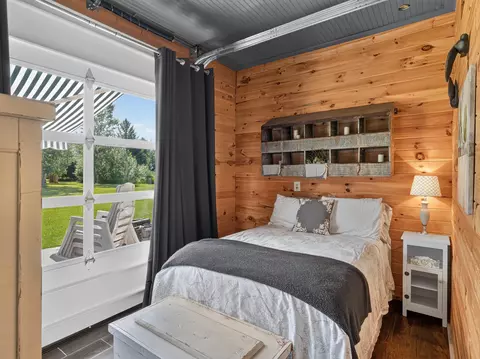 Bedroom - 4107 Pine, Gladwin, MI 48624 photo 1 of 1