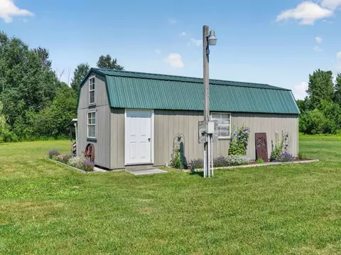 Exterior - 4107 Pine, Gladwin, MI 48624 photo 11 of 20