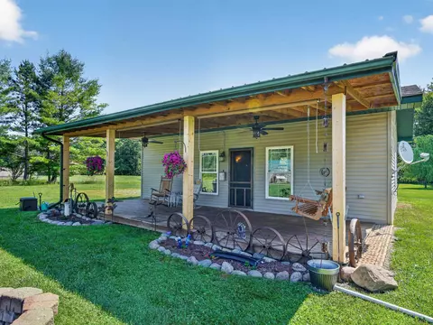 Exterior - 4107 Pine, Gladwin, MI 48624 photo 5 of 20