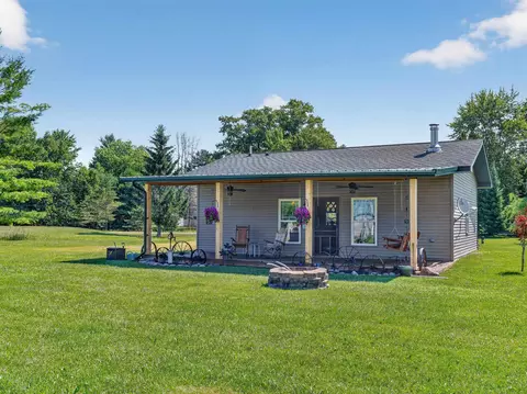 Exterior - 4107 Pine, Gladwin, MI 48624 photo 3 of 20