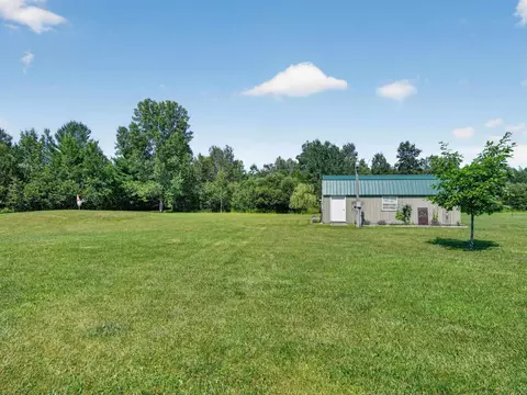 Exterior - 4107 Pine, Gladwin, MI 48624 photo 10 of 20