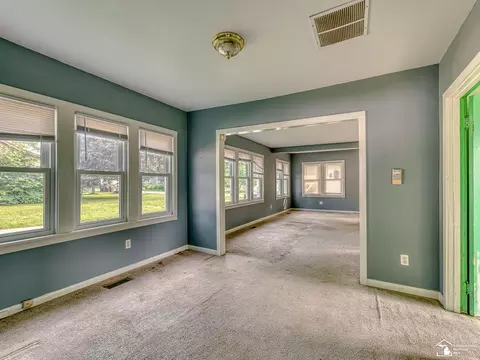 Living - 3278 Maplewood, Monroe, MI 48162 photo 1 of 4