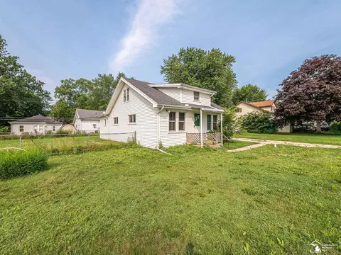 Exterior - 3278 Maplewood, Monroe, MI 48162 photo 9 of 9