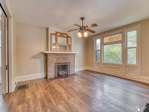 Living - 18 W Noble, Monroe, MI 48162 photo 1 of 3