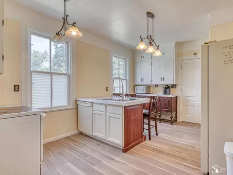 Kitchen - 18 W Noble, Monroe, MI 48162 photo 4 of 5