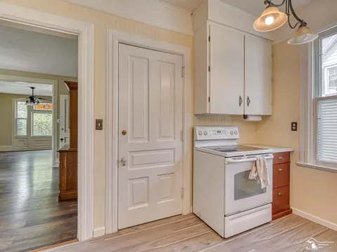 Kitchen - 18 W Noble, Monroe, MI 48162 photo 3 of 5