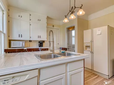 Kitchen - 18 W Noble, Monroe, MI 48162 photo 5 of 5