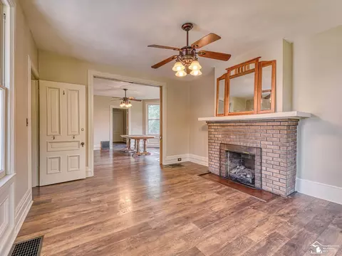Living - 18 W Noble, Monroe, MI 48162 photo 3 of 3