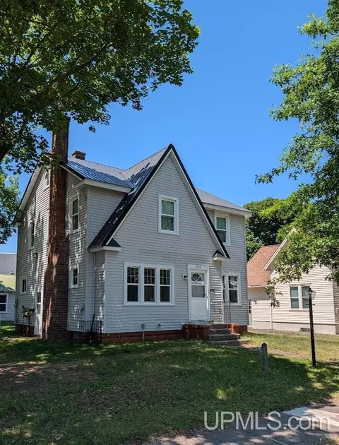 602 Chippewa, Ontonagon, MI 49953