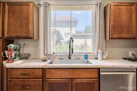 Kitchen - 811 N Third, Ishpeming, MI 49849 photo 2 of 3