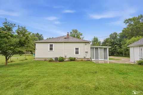 Exterior - 12891 Crane, Carleton, MI 48117 photo 3 of 7