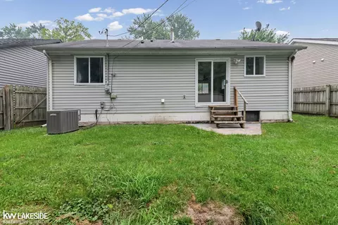Exterior - 9314 Maple, Clay, MI 48001 photo 6 of 7
