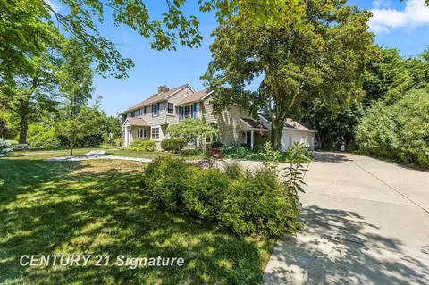 1316 Helen, Midland, MI 48640