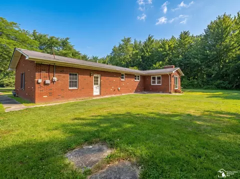 Exterior - 1810 Whipple, Carleton, MI 48117 photo 6 of 10
