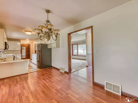 Dining - 1810 Whipple, Carleton, MI 48117 photo 1 of 1