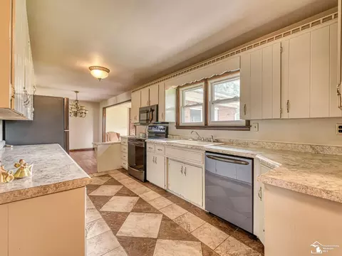 Kitchen - 1810 Whipple, Carleton, MI 48117 photo 2 of 2