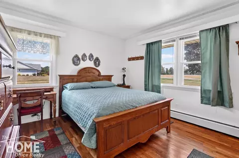 Bedroom - 825 N State, Owosso, MI 48867 photo 1 of 3